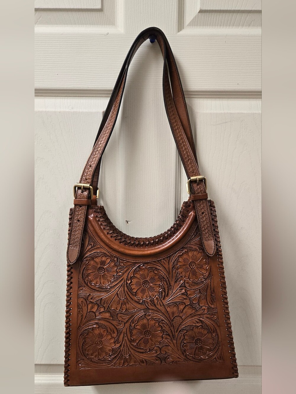 Hand-Tooled Floral Leather Shoulder Bag in Brown